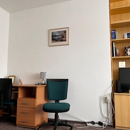 Cozy Apartment In The City Centre Next To Dom Square Сегед Экстерьер фото